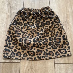 SHEIN girls leopard skirt. EUC